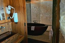 Load image into Gallery viewer, 3-day Weekend Retreat “ŽAMETOVKA” Superior King Suite
